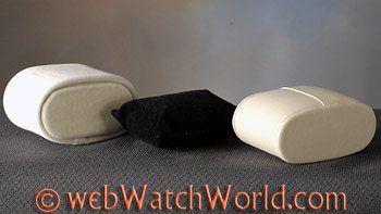 watch-boxes-pillow-comparison